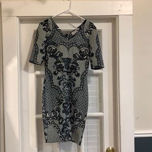 Anthropologie short sleeve body con dress